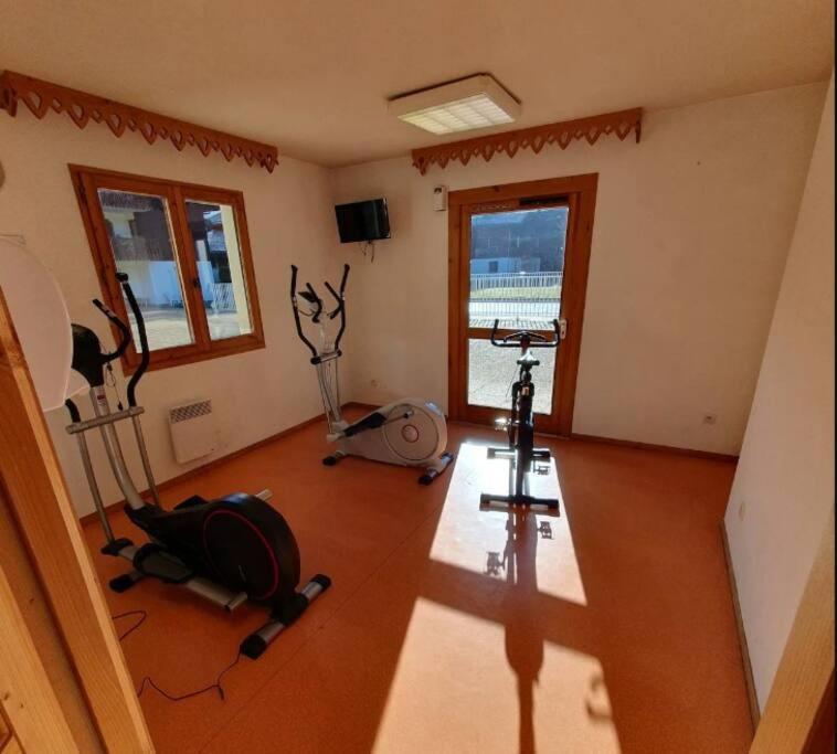 Bel Avec Piscine - Le Grand Tetras Apartment *